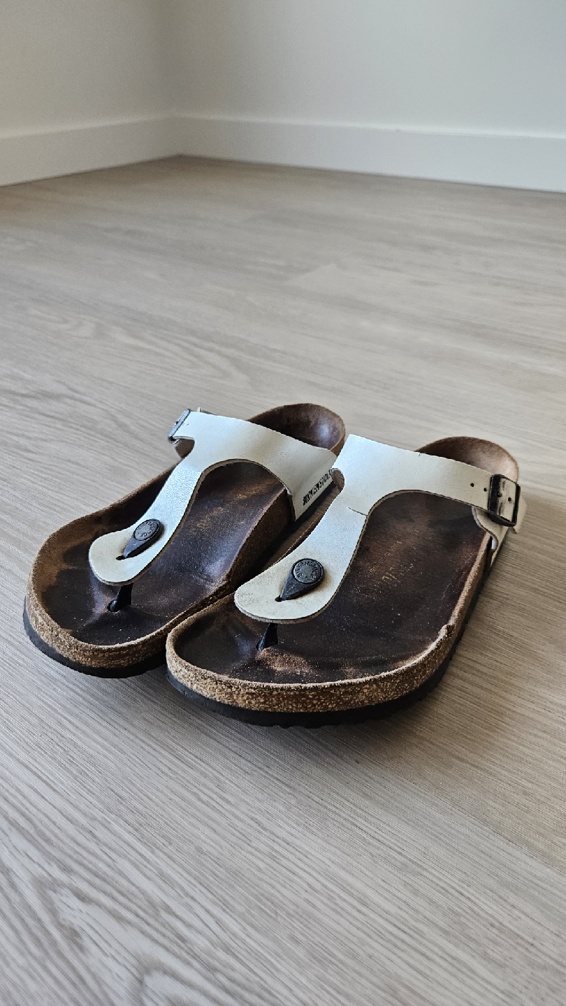 Birkenstock Gizeh Sandals, Size 39
