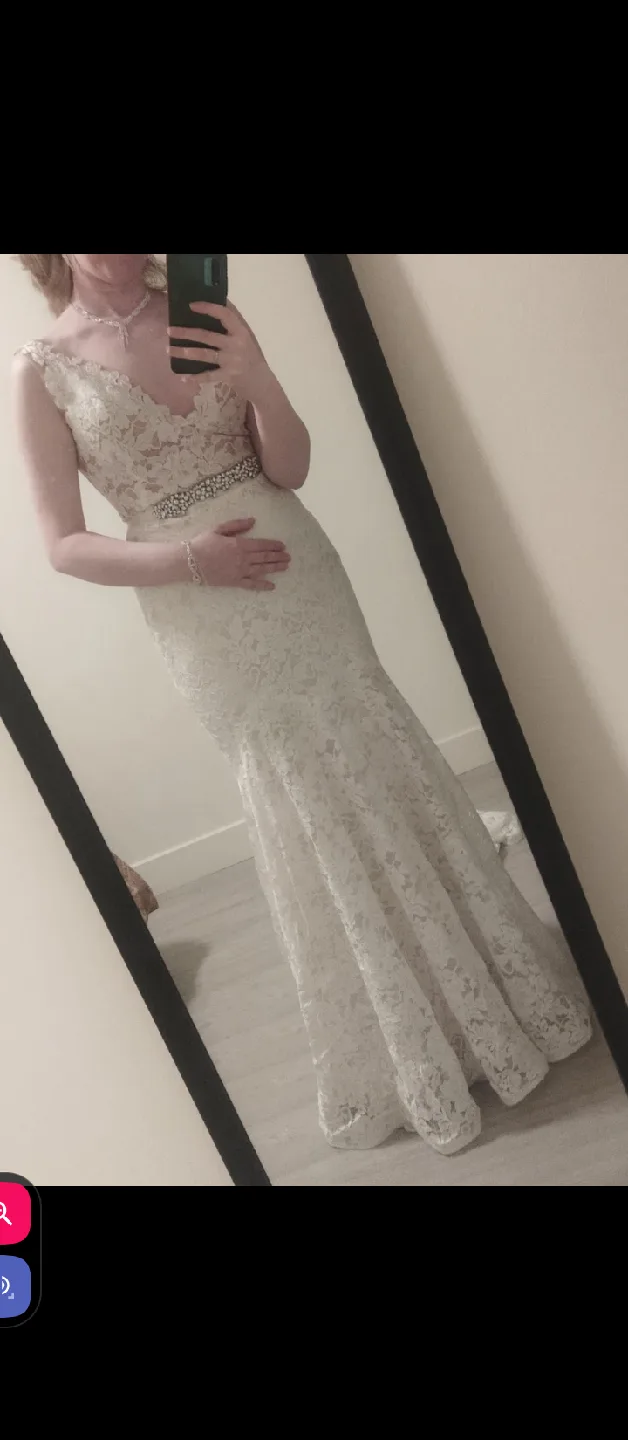 Paloma Blanca 4746 Wedding Dress - Nude/Rose, Fitted image indicator(5)