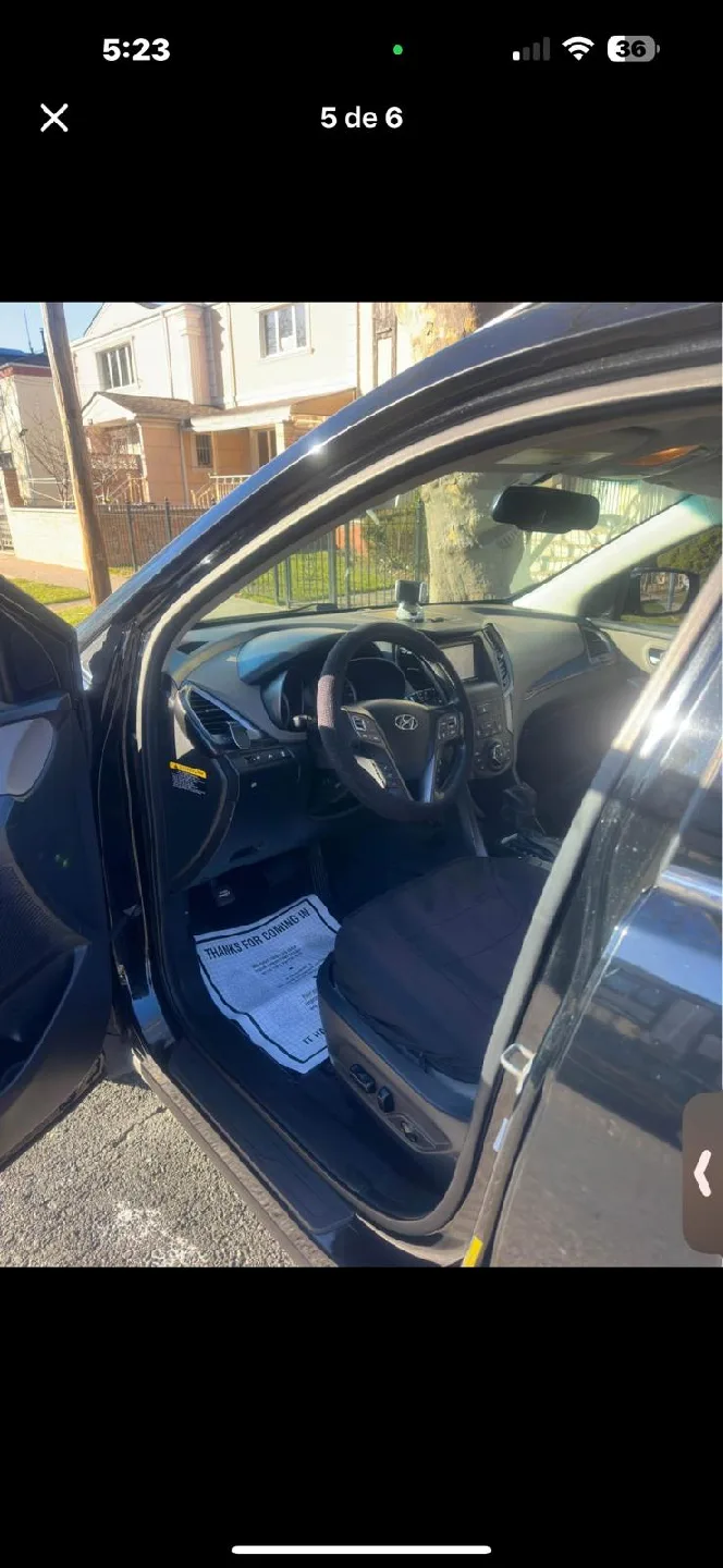 Hyundai Santa Fe Sport - Black SUV image indicator(3)