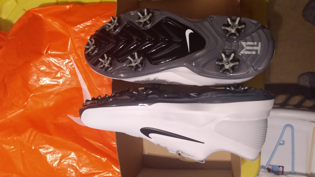Tiger Woods Nike Golf Shoes, Size 11 wide