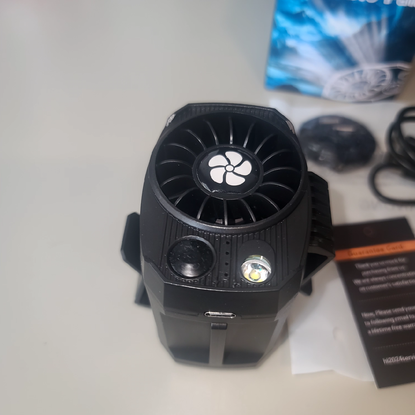 Brand new 🇨🇦 ✨️ Portable Mini Fan, Rechargeable
