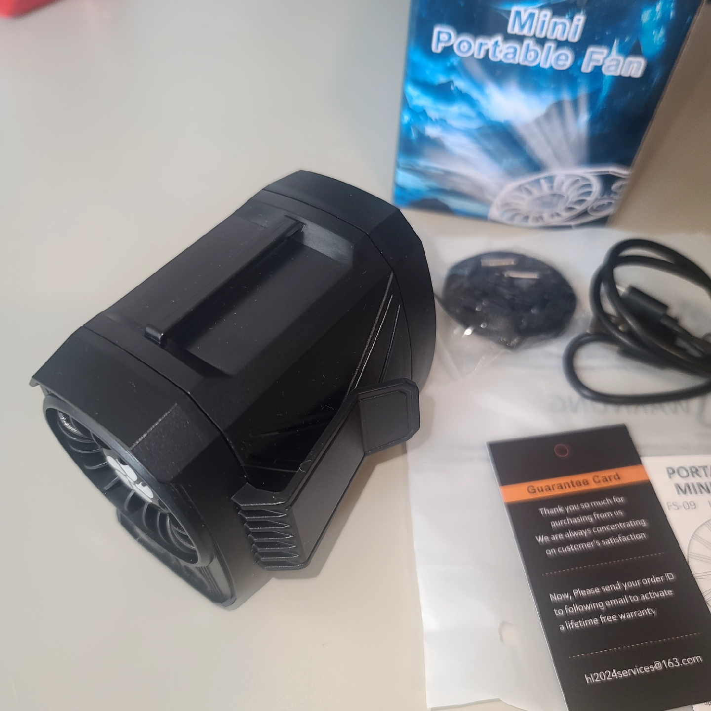 Brand new 🇨🇦 ✨️ Portable Mini Fan, Rechargeable - photo 4