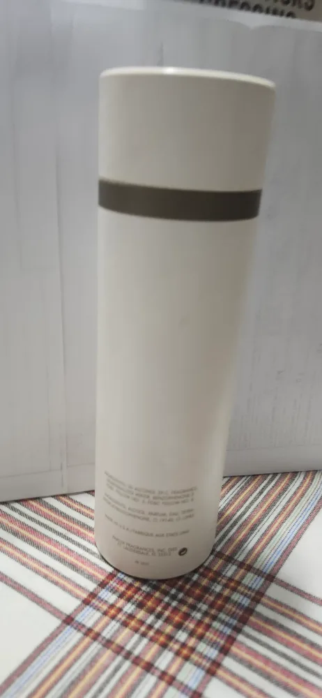 Perry Ellis 360° Eau De Toilette Spray 1.7 oz image indicator(2)