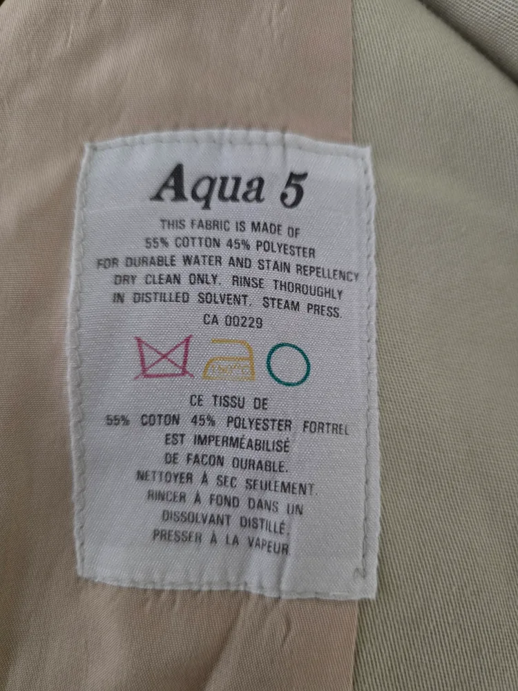 Vintage Aquascutum Men's Beige Overcoat (size L) image indicator(5)