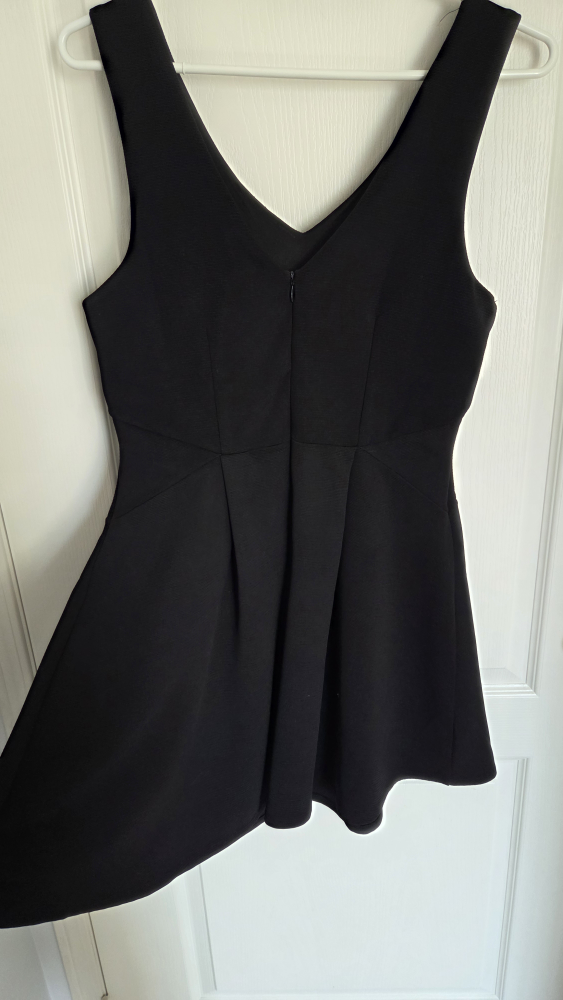 2 Black Dresses - Size M - photo 2