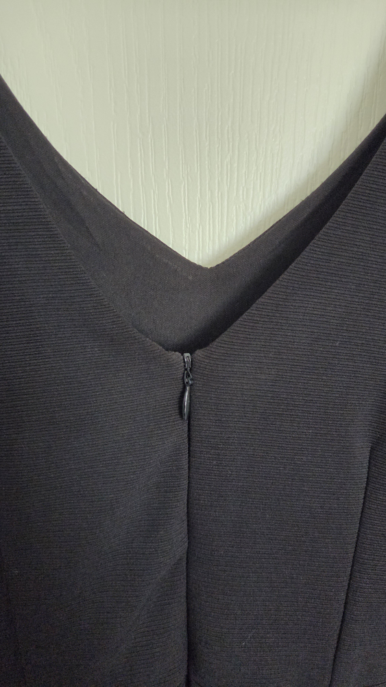 2 Black Dresses - Size M - photo 3