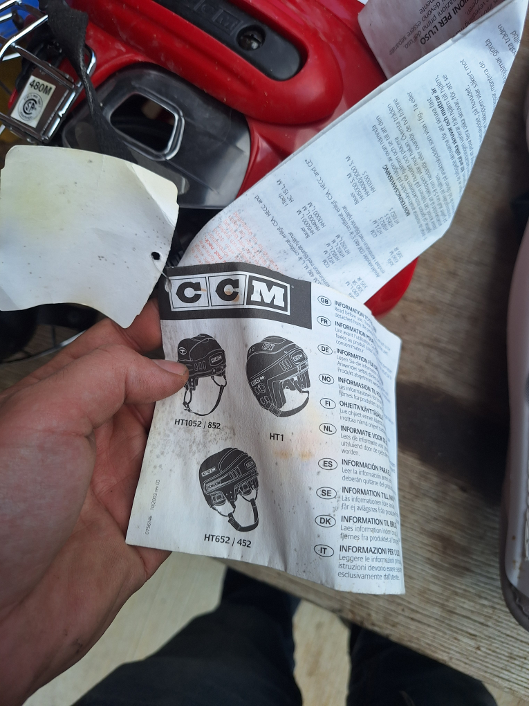 CCM 480 Hockey Helmet - photo 4