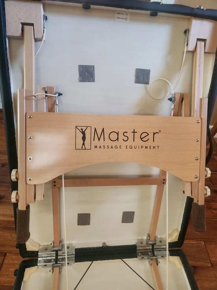Master Massage Equipment Portable Massage Table image indicator(5)