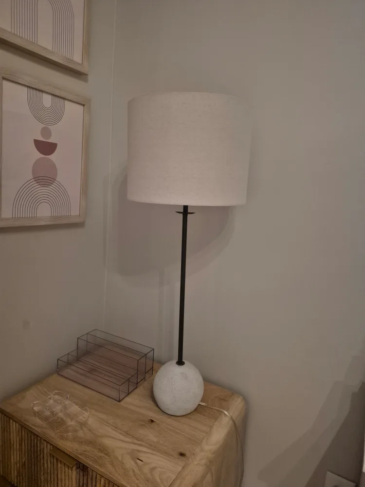 Modern White Shade Floor Lamp image indicator(4)