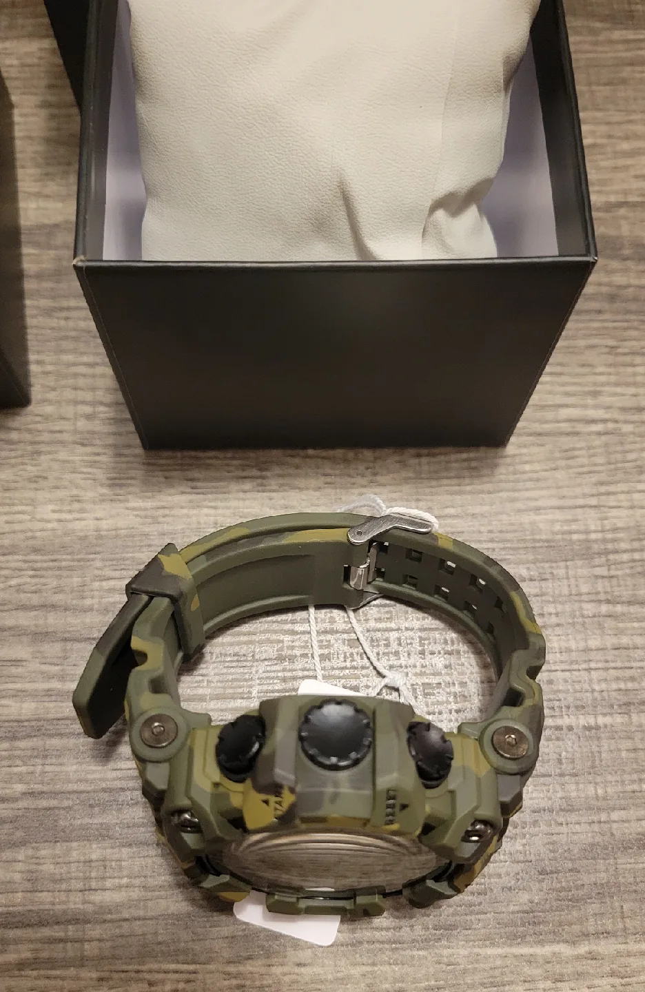 Invicta x Activa Camo Digital Watch - New image indicator(5)