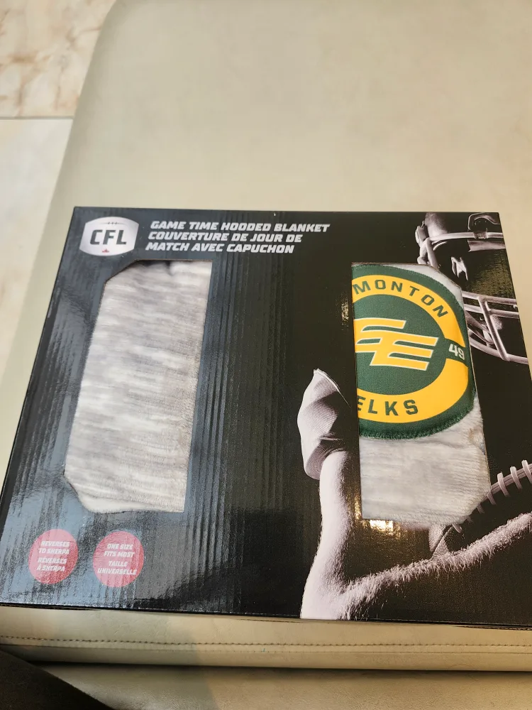 Edmonton Elks Game Time Hooded Blanket - New in Box! thumbnail