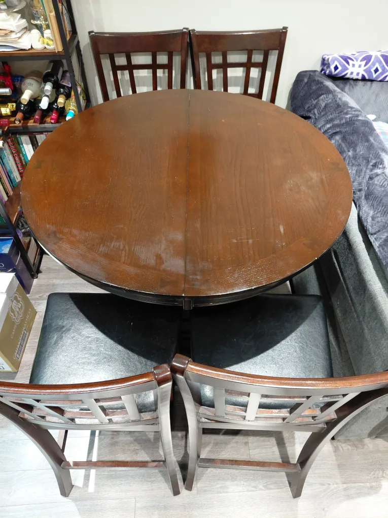 42 Inch Round Bar Height Table and Chairs thumbnail
