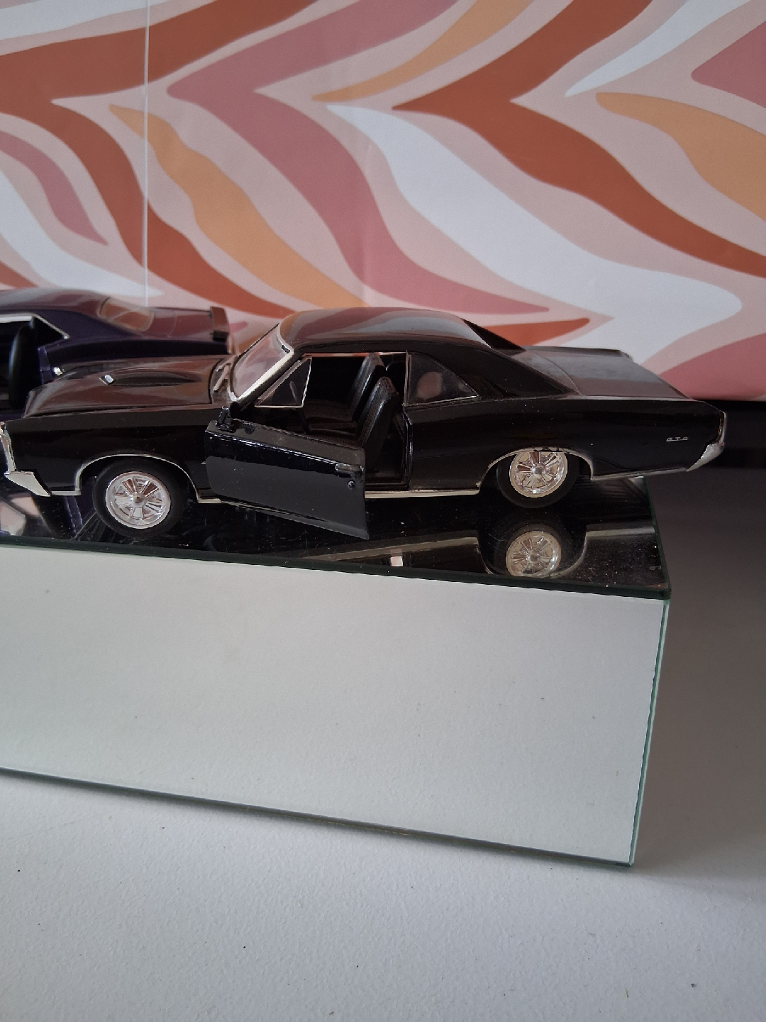 Diecast 1970 Plymouth Barracuda & Pontiac GTO - photo 3