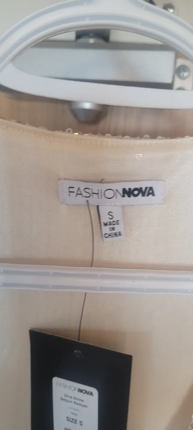 Fashion Nova Diva Shine Sequin Romper - Size S image indicator(4)