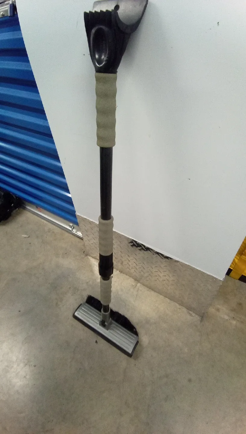 car snow brush/Ice scraper/squeegee. Broom w/Adjustable Handle thumbnail
