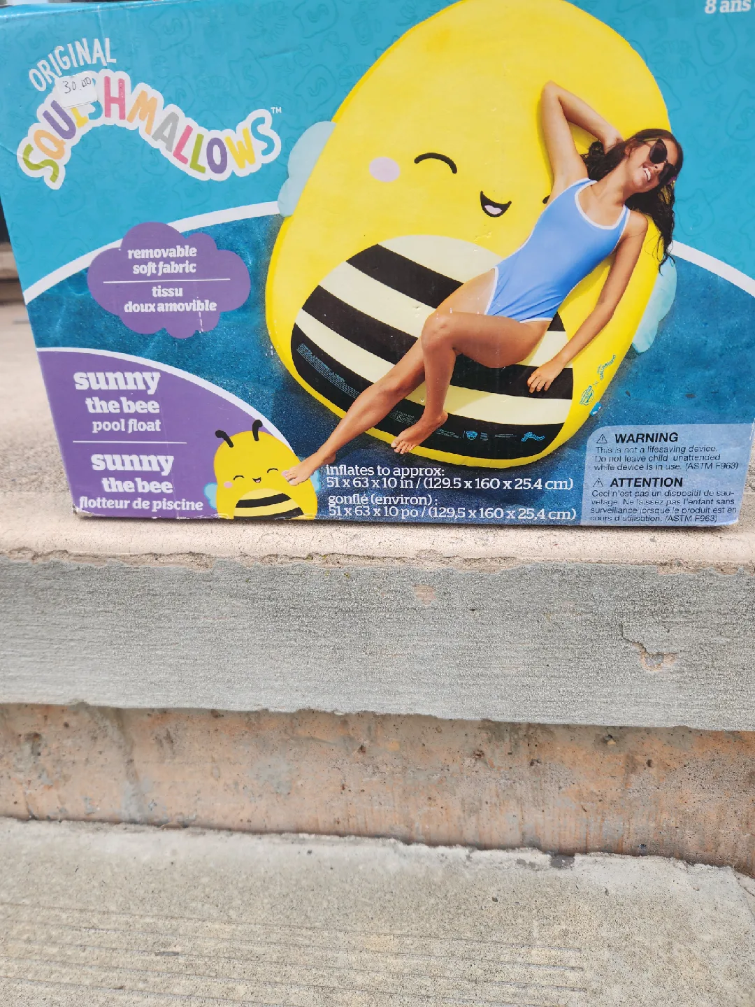 Squishmallows Sunny the Bee Pool Float - New in Box image indicator(2)