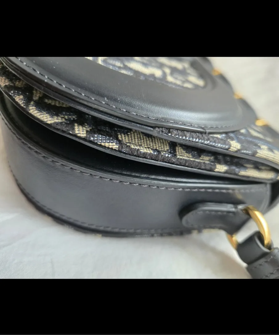 Dior Bobby East-West Bag Blue Dior Oblique Embroidery image indicator(5)