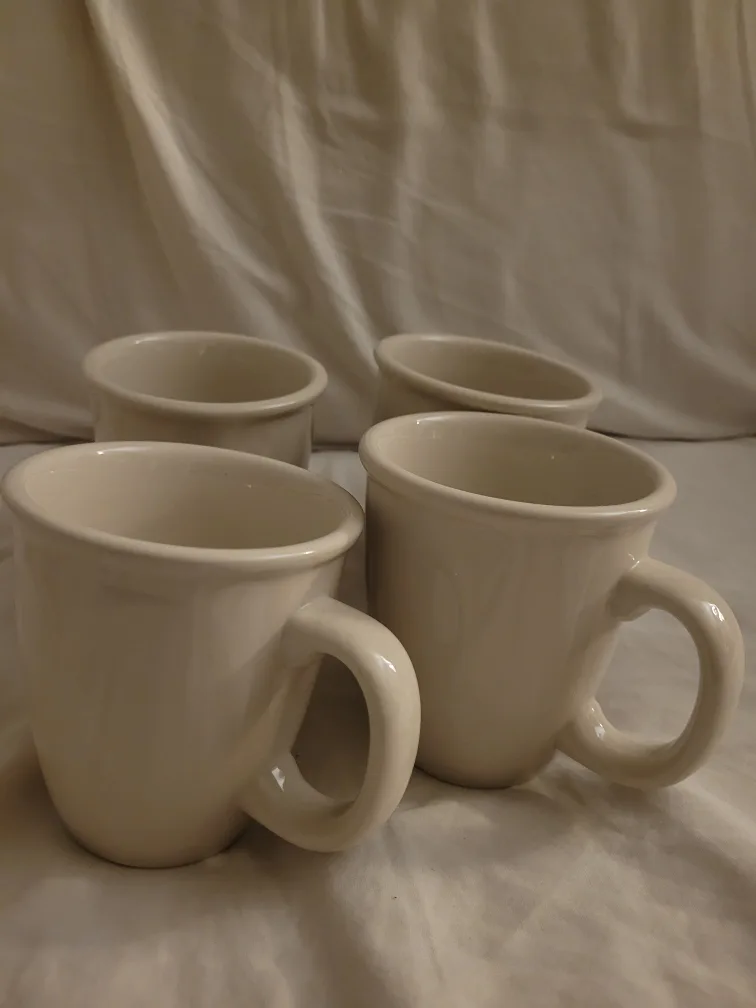 Set of 4 Creamy White Ceramic Mugs image indicator(2)