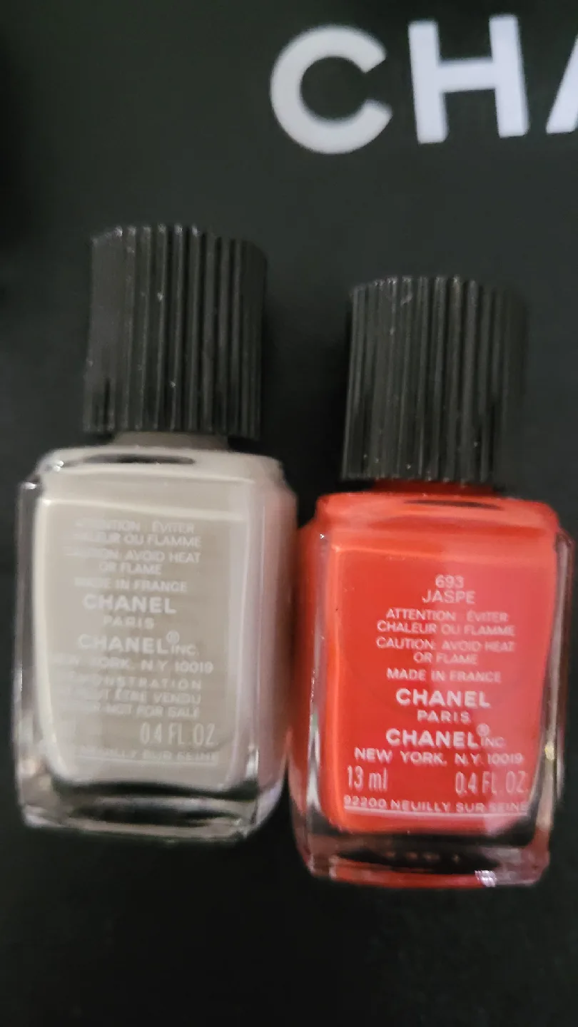 Chanel Le Vernis Nail Polish Set image indicator(6)
