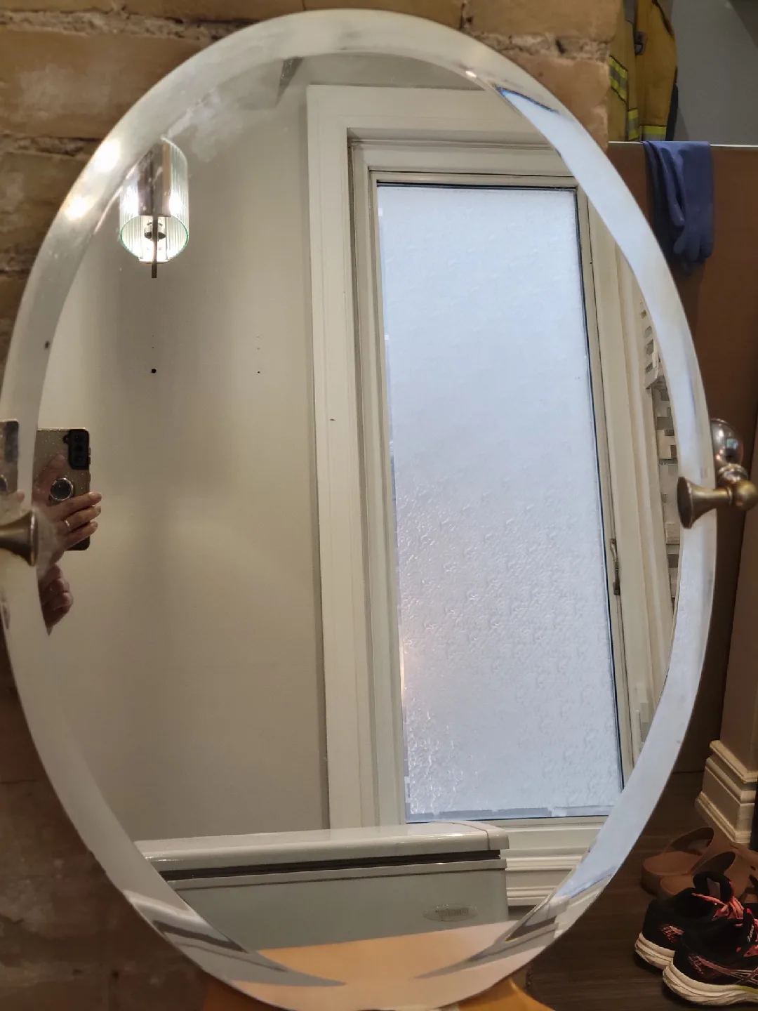 Oval Wall Mirror image indicator(2)