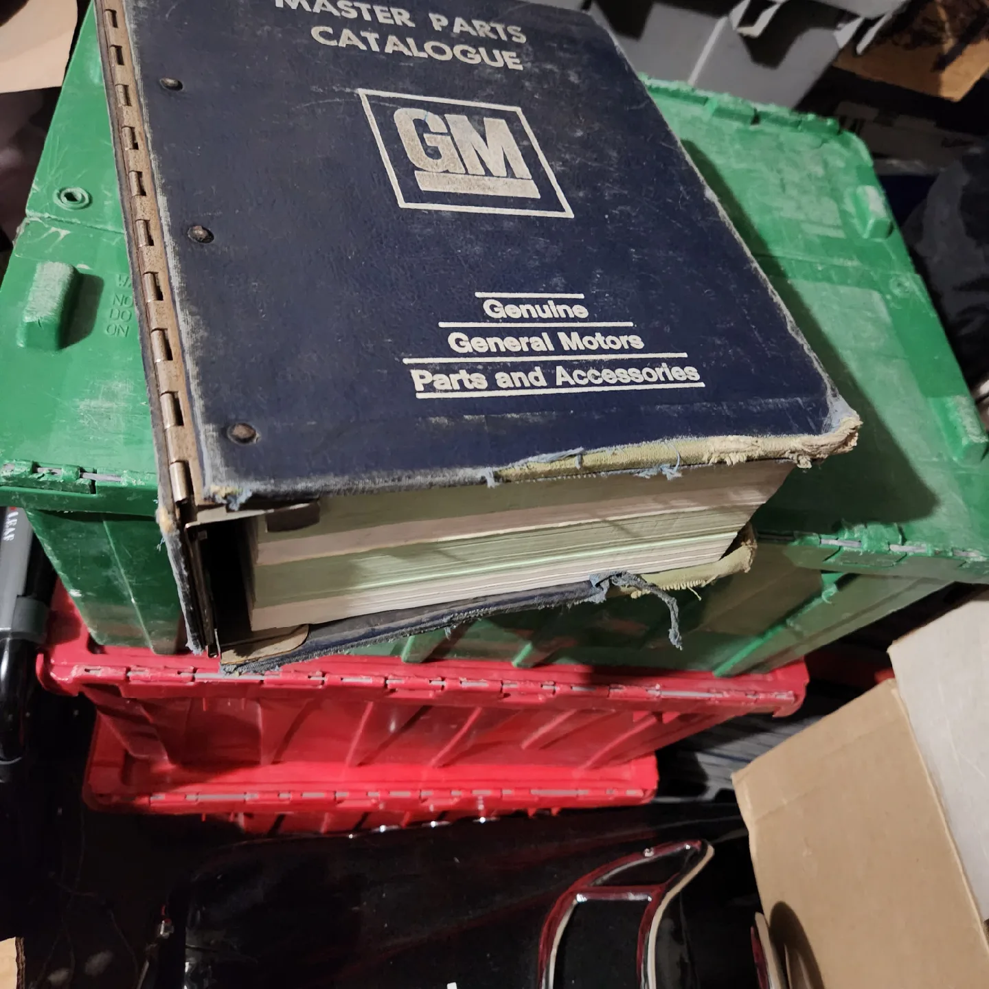 GM Master Pontiac Parts Catalogue 1970 71 72 73 74 75 76 image indicator(4)