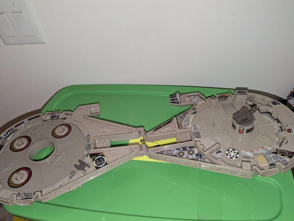 Vintage Star Wars Millennium Falcon Toys image indicator(4)
