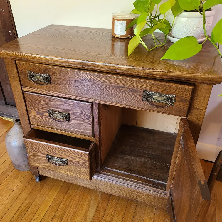Antique Wooden Sideboard Cabinet image indicator(4)