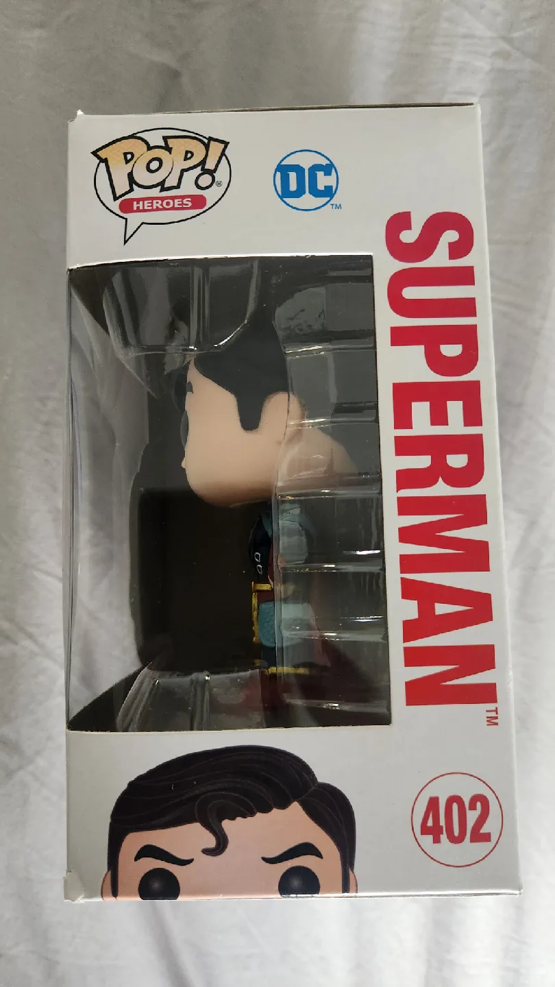 Funko Pop Imperial Palace Superman (402) image indicator(4)
