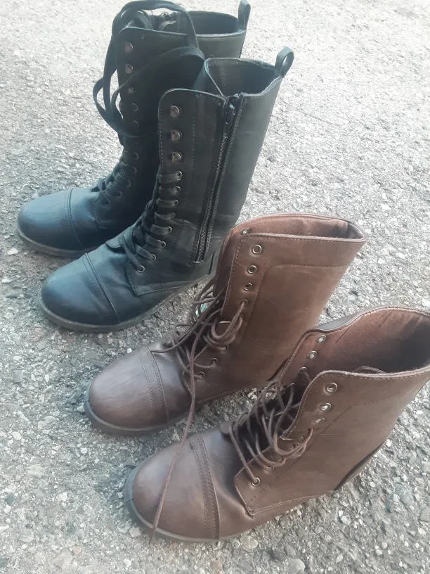 Two Pairs of ladies Boots - Black and Brown US size 6 image indicator(5)