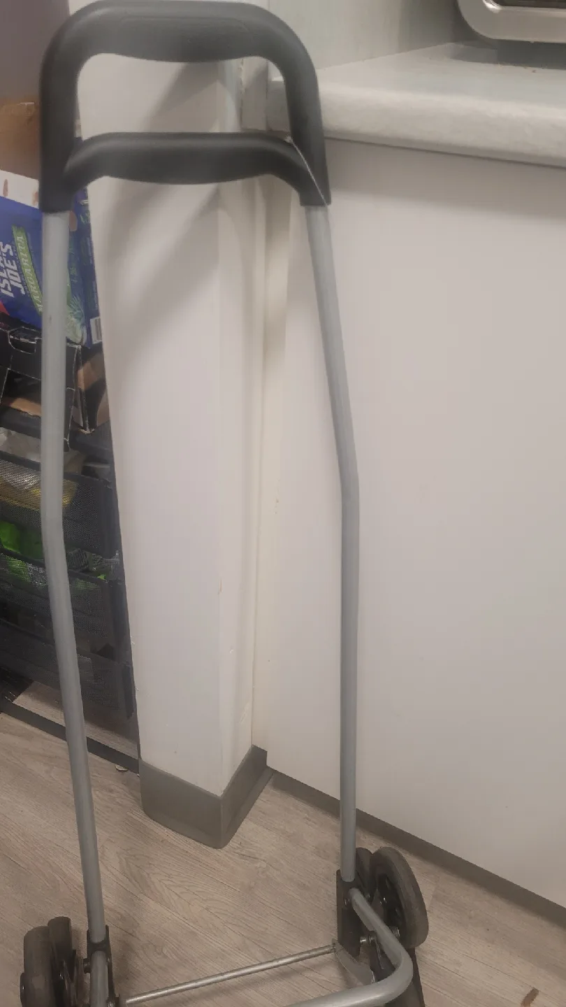 Folding Shopping Cart thumbnail
