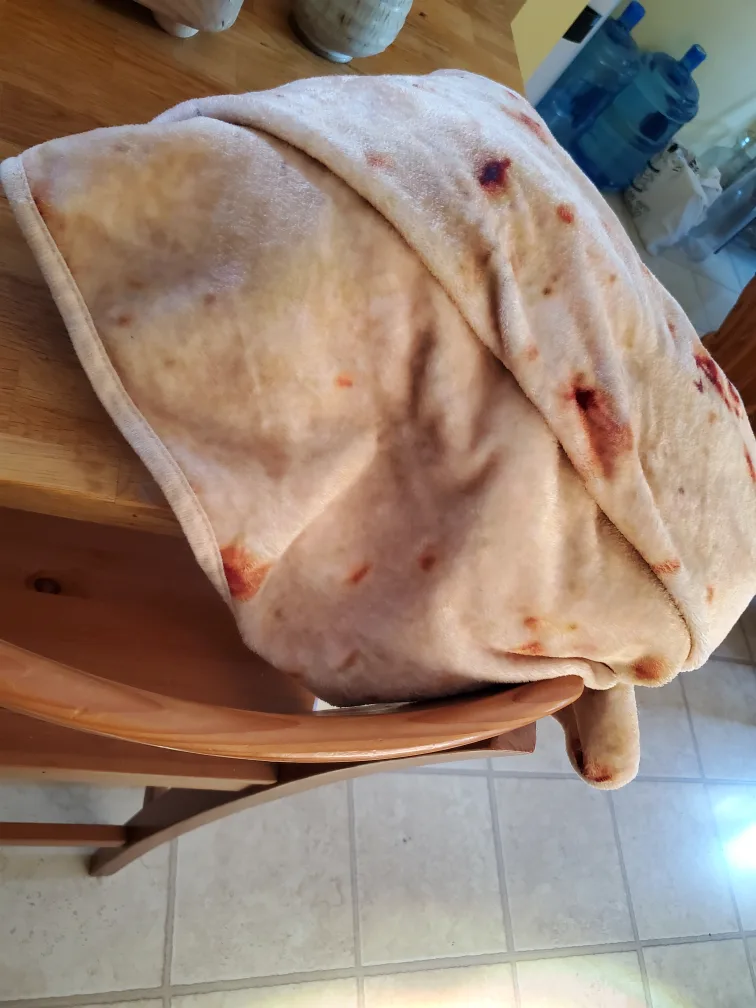 Burrito Blanket.🥕 thumbnail