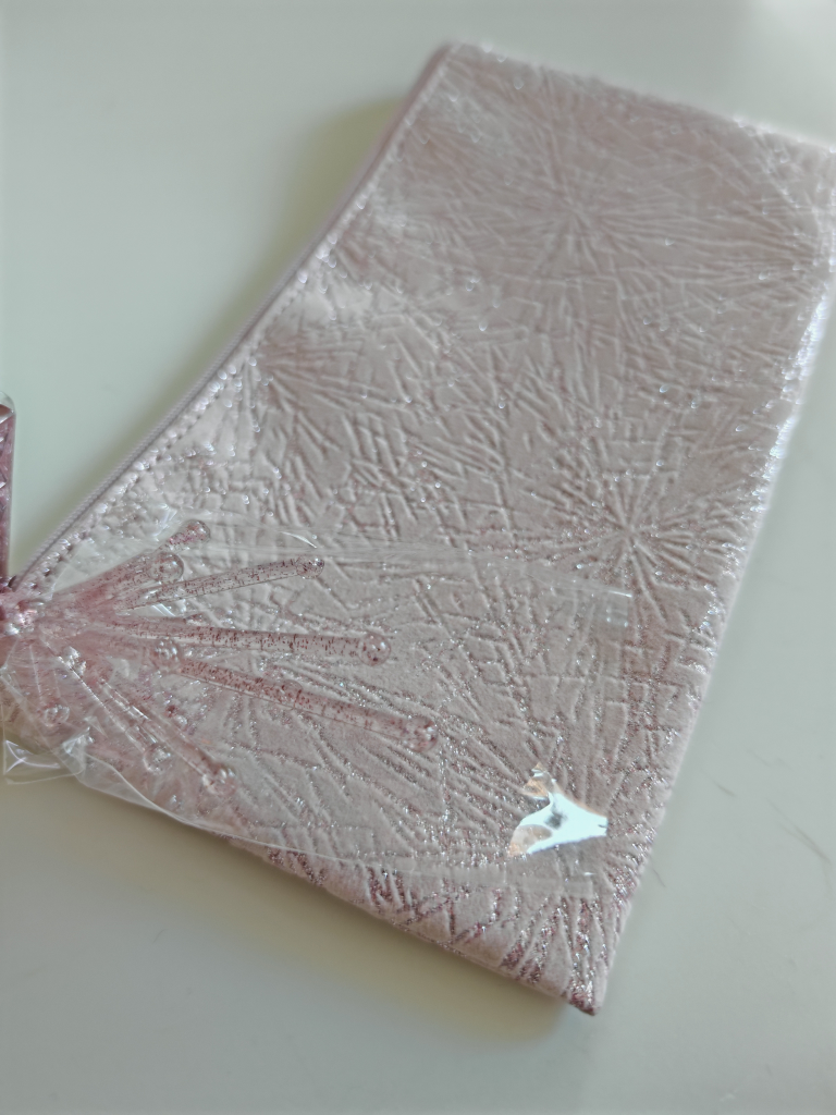 New MAC Makeup Bag & Brooches - photo 2