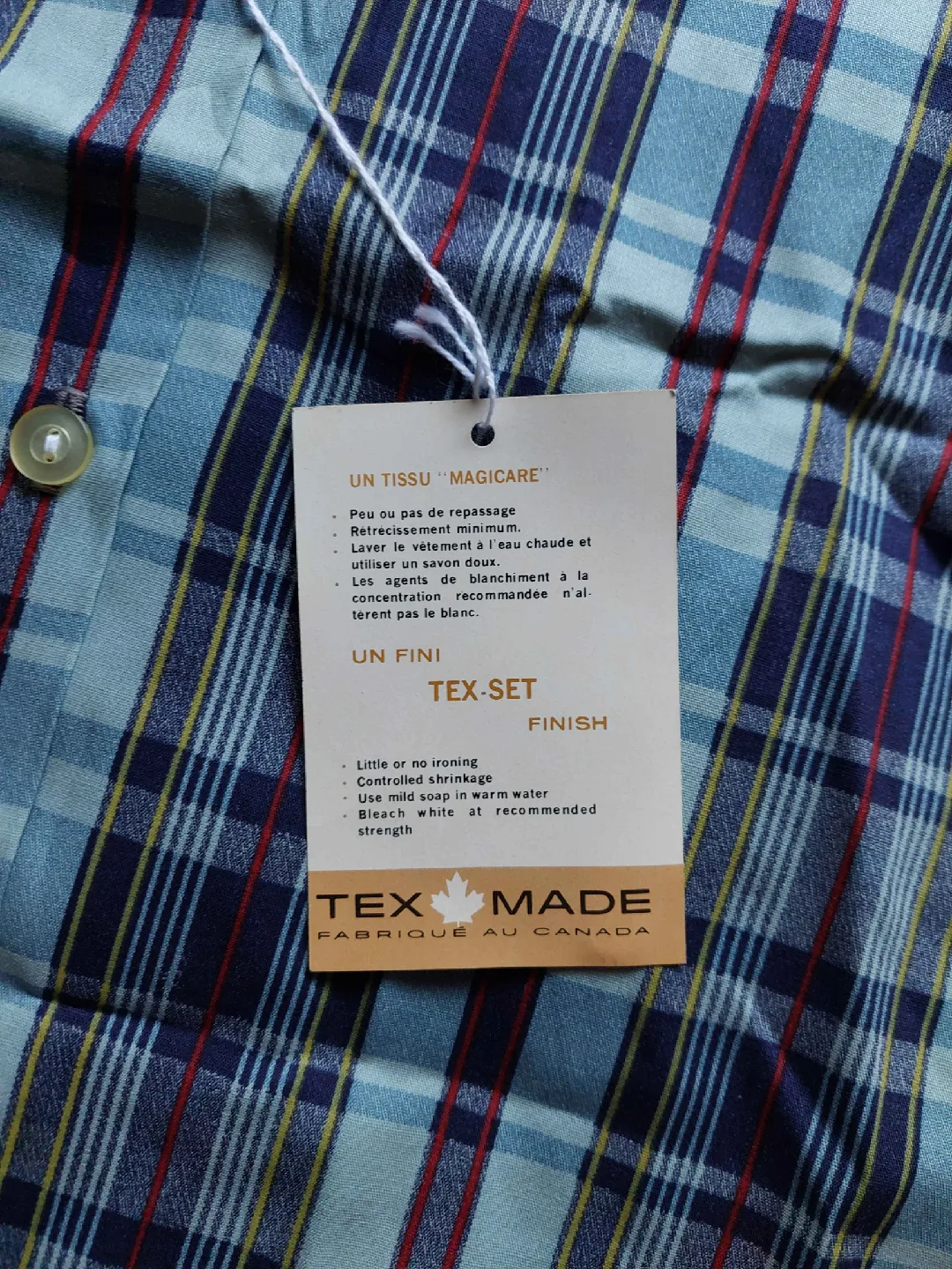 NWT vintage 70s blue plaid button-up tank top image indicator(4)