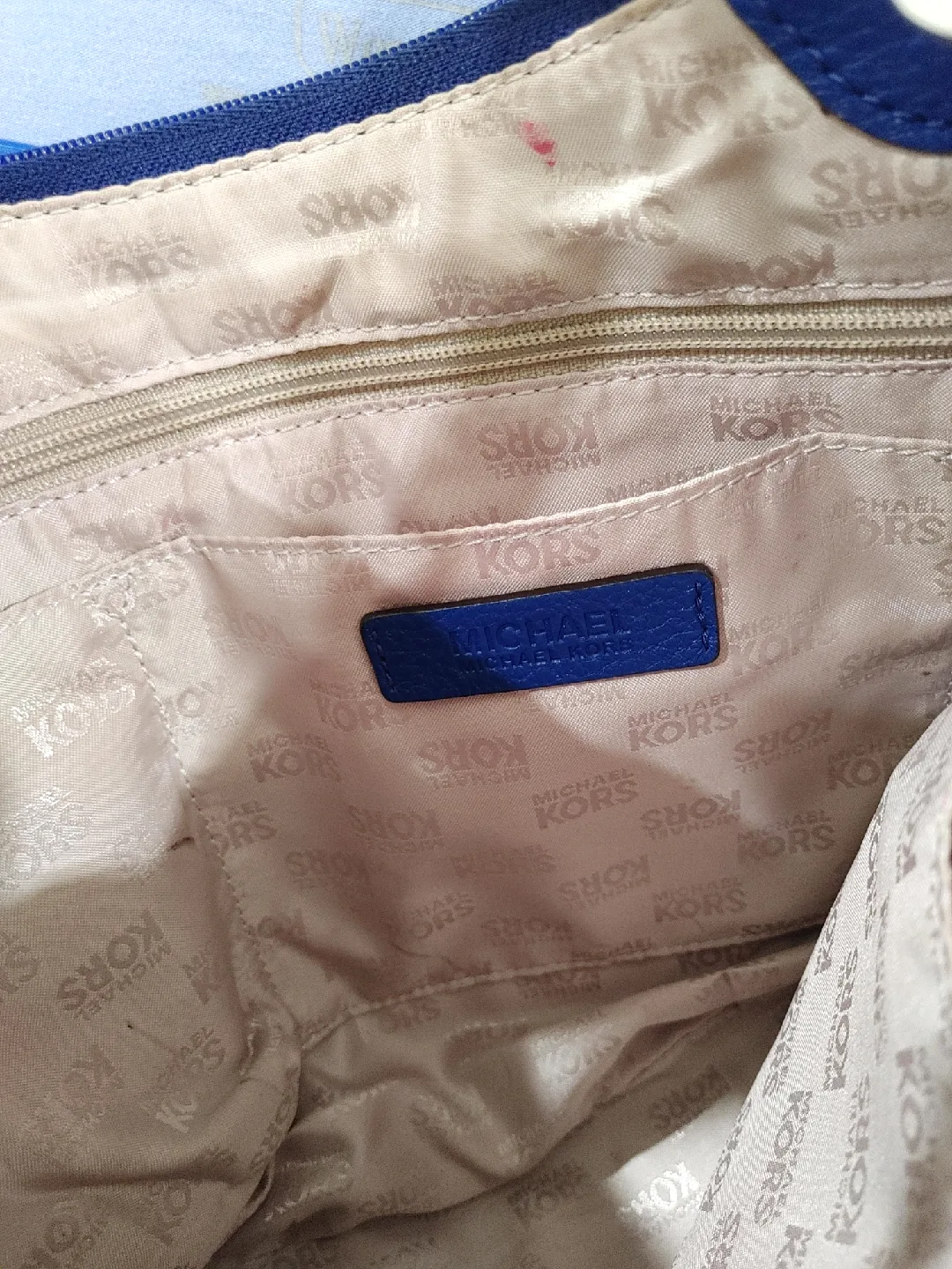 💚MICHAEL KORS GENUINE BLUE LEATHER PURSE image indicator(4)