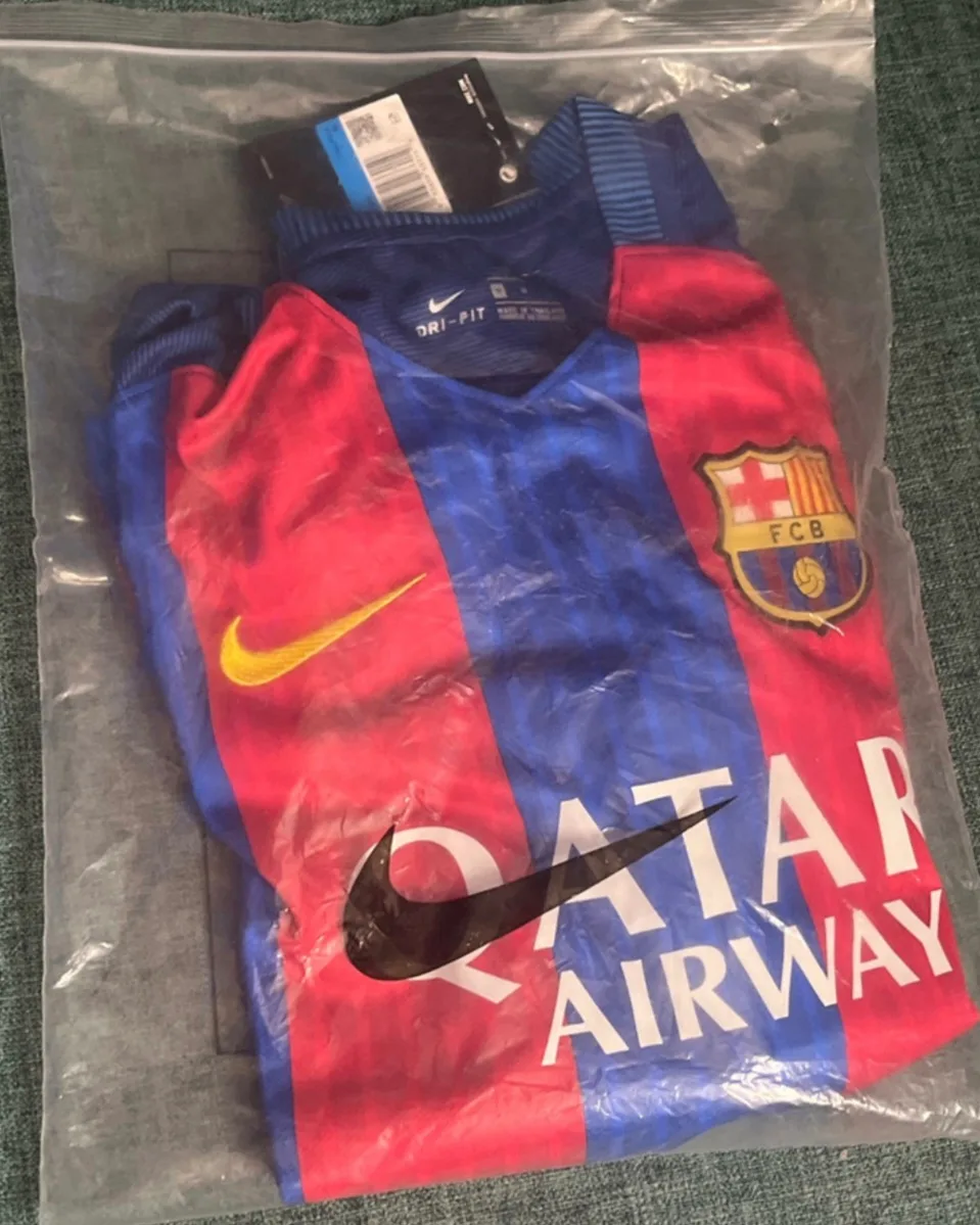 FC Barcelona Jersey-Neymar Jr-Size M image indicator(4)