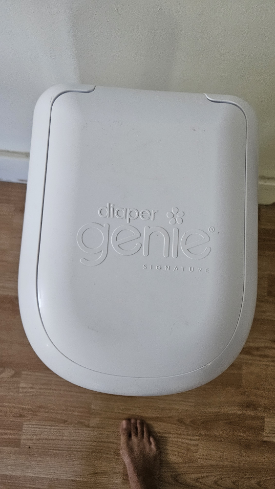 Diaper Genie Signature Diaper Pail - photo 2