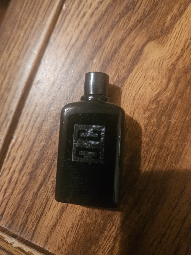 Assorted Mini Perfume Bottles: Burberry, Versace, More! - photo 3
