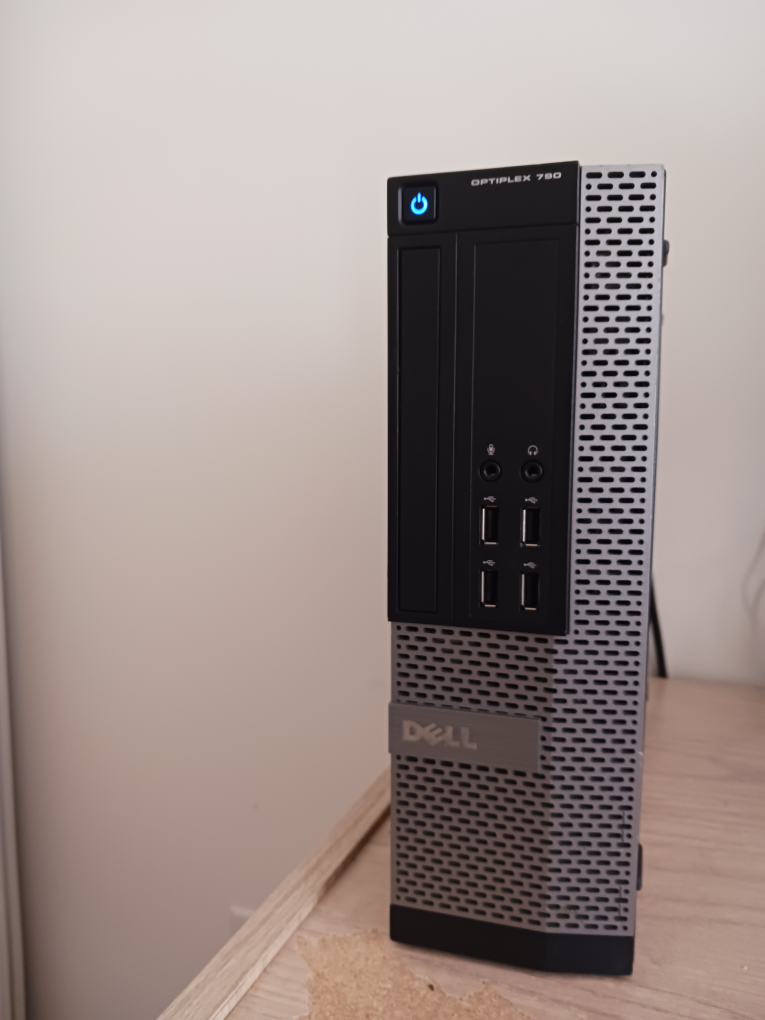 Dell Optiplex 790 Desktop PC