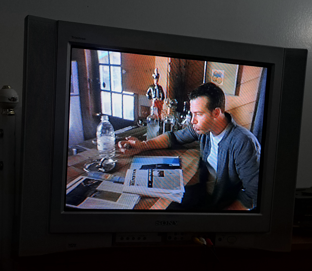 Sony 24 inch Trinitron CRT TV - photo 3