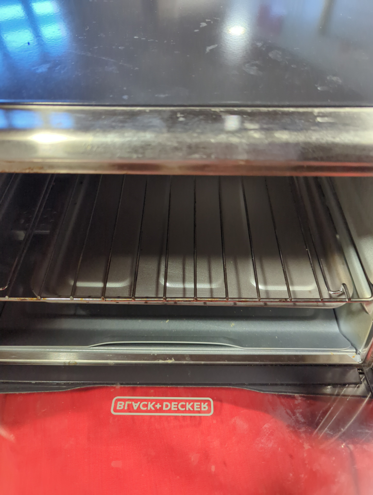Black+Decker Toaster Oven - photo 2