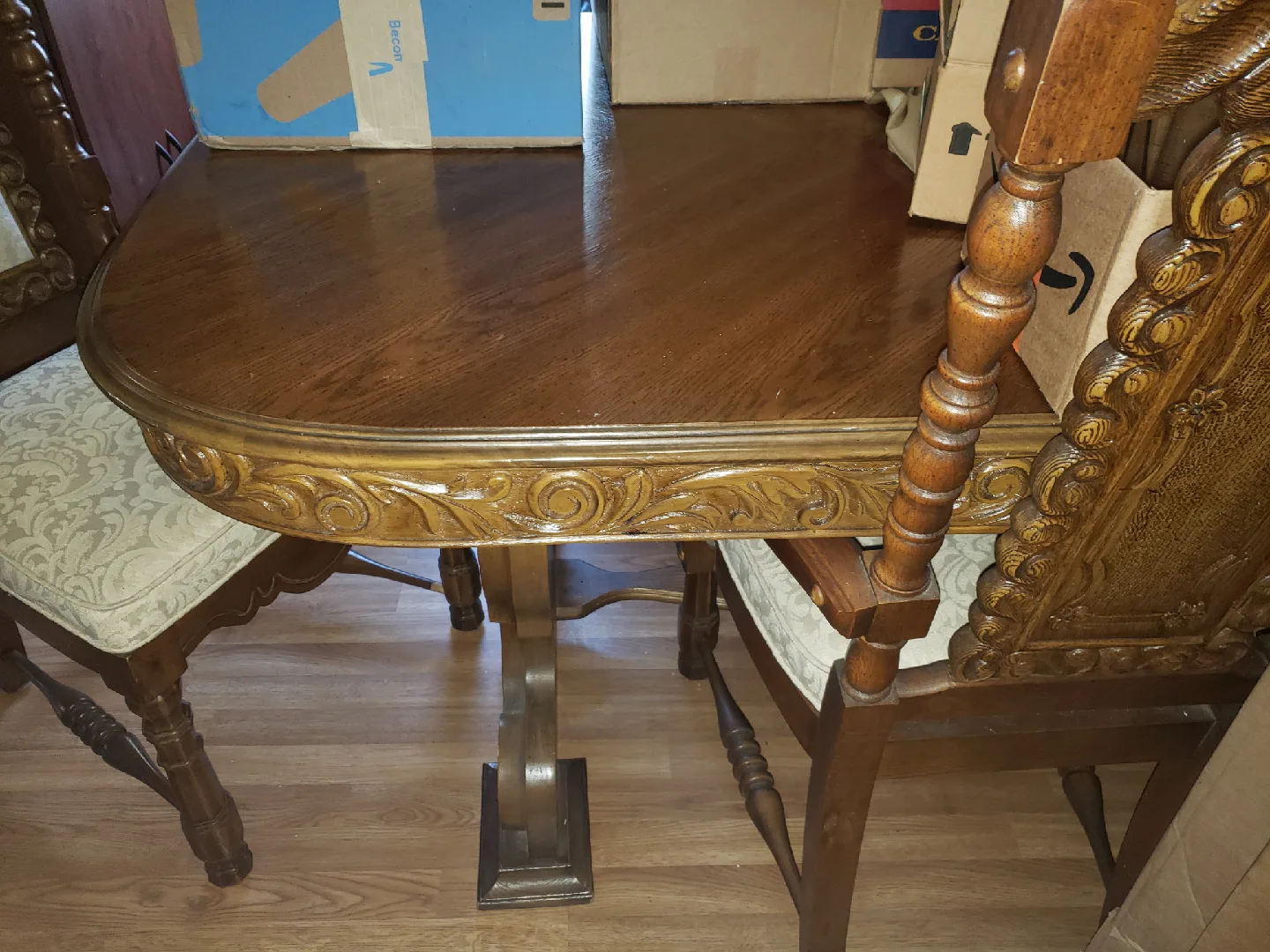 dinning table 4 chairs  YOU NAME YOUR PRICE image indicator(7)