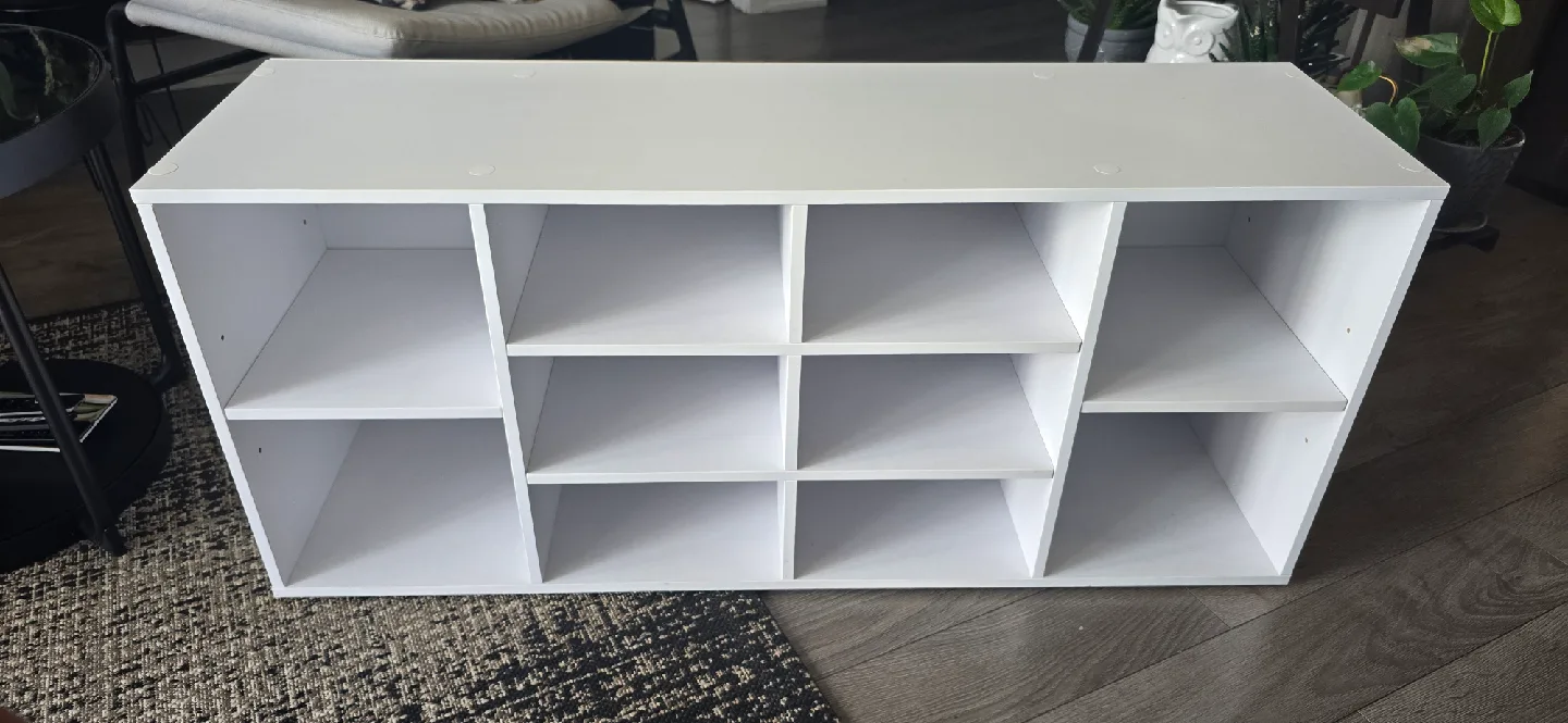 White Cube Storage Shelf thumbnail