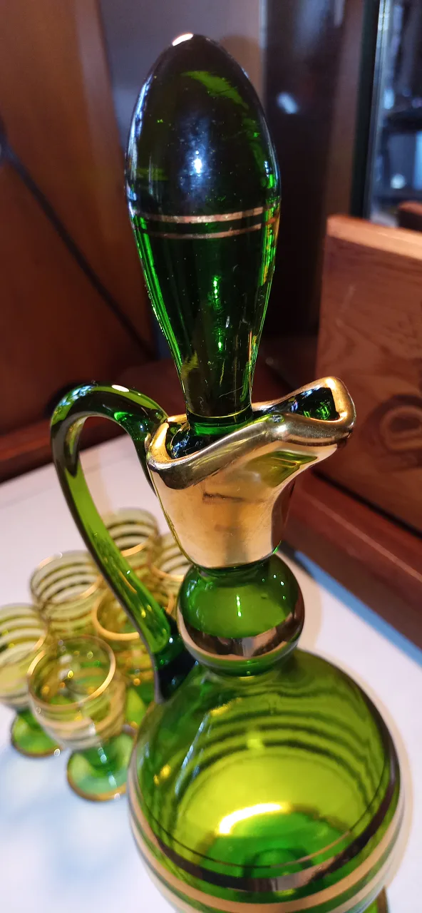 Vintage Green & Gold Glass Decanter Set image indicator(8)