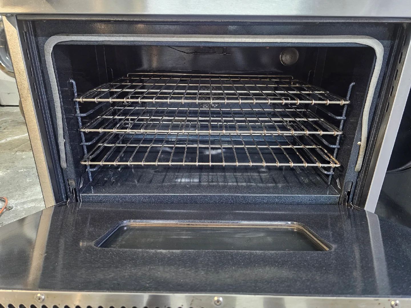 Viking Professional Range 36 image indicator(4)