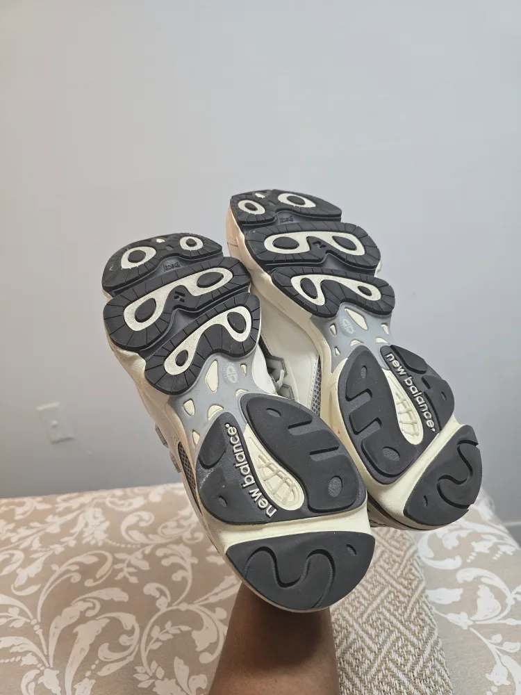 New Balance 1906R Running Shoes image indicator(2)