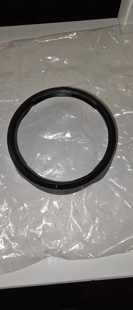 Original Sony SEL1635GM 16-35mm Lens Hood image indicator(2)