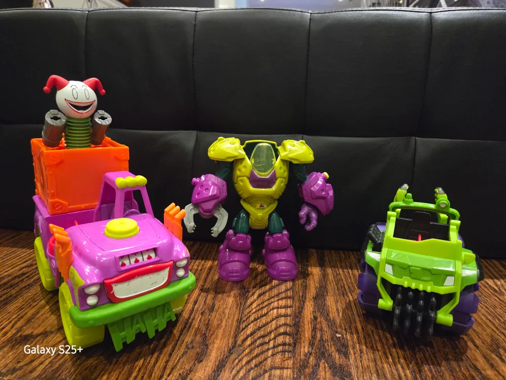 DC Comics Batman The Joker Hauler Truck Toy thumbnail