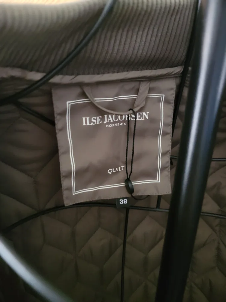 Ilse Jaconsen Corduroy Quilted Jacket image indicator(4)