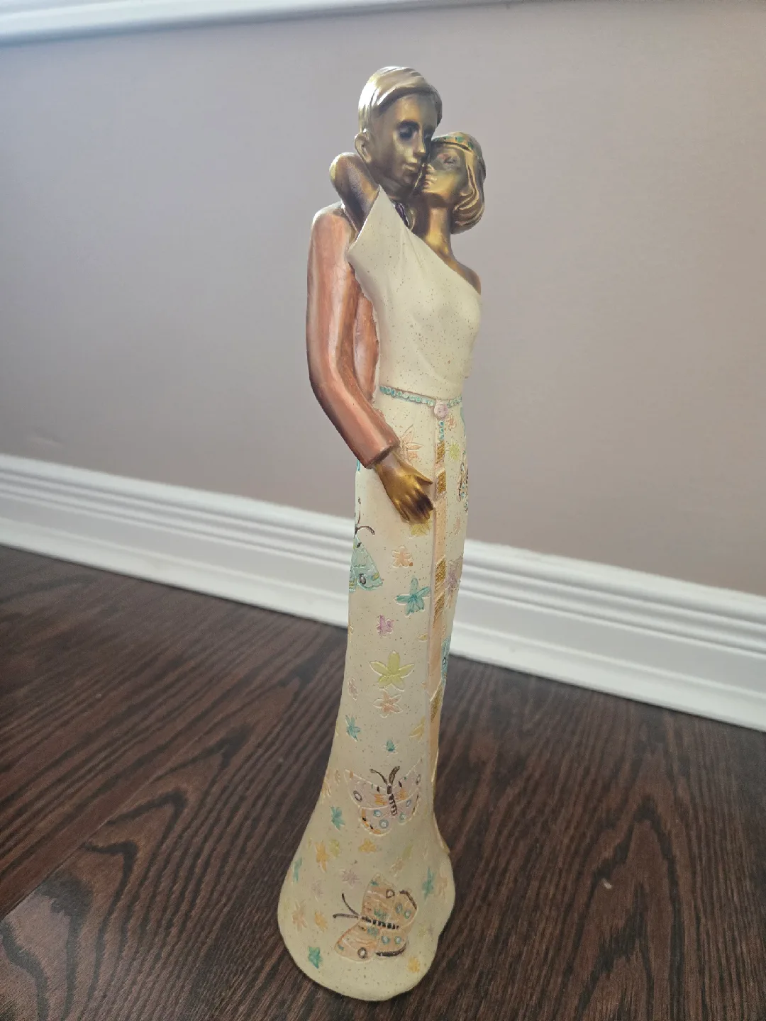 Ceramic Man & Woman Figurine image indicator(3)