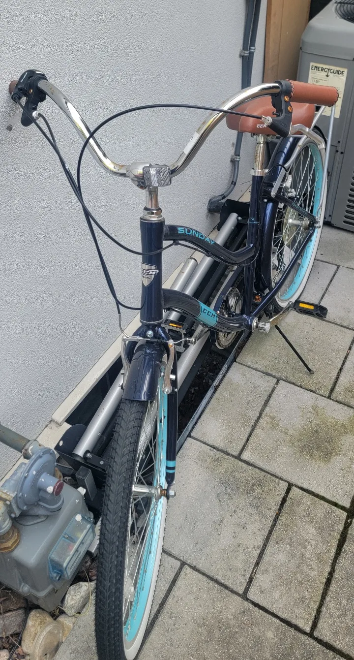 CCM Sunday Comfort Bike - Blue image indicator(3)